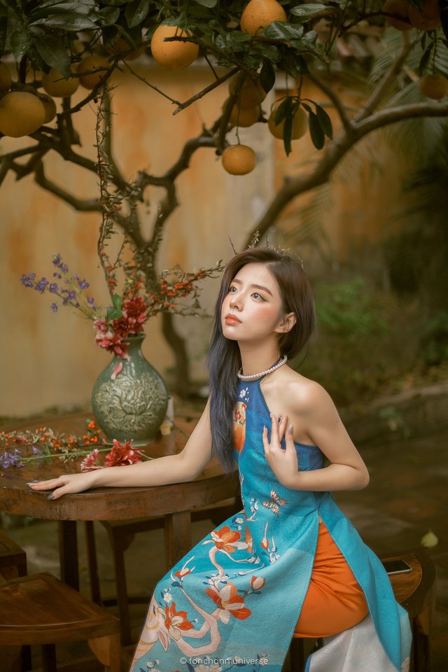 Hot girl ĐH Kinh tế quốc dân khoe vai trần gợi cảm trong bộ ảnh đón xuân - 11