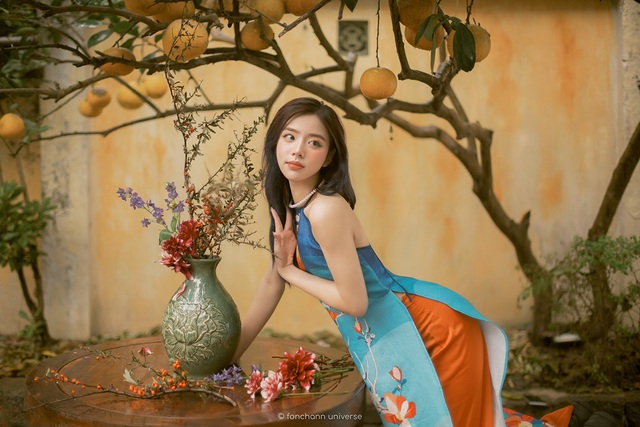 Hot girl ĐH Kinh tế quốc dân khoe vai trần gợi cảm trong bộ ảnh đón xuân - 2