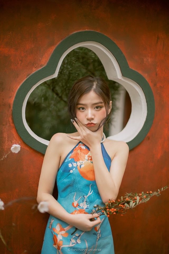 Hot girl ĐH Kinh tế quốc dân khoe vai trần gợi cảm trong bộ ảnh đón xuân - 5