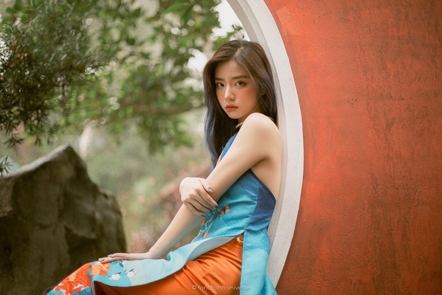 Hot girl ĐH Kinh tế quốc dân khoe vai trần gợi cảm trong bộ ảnh đón xuân - 7