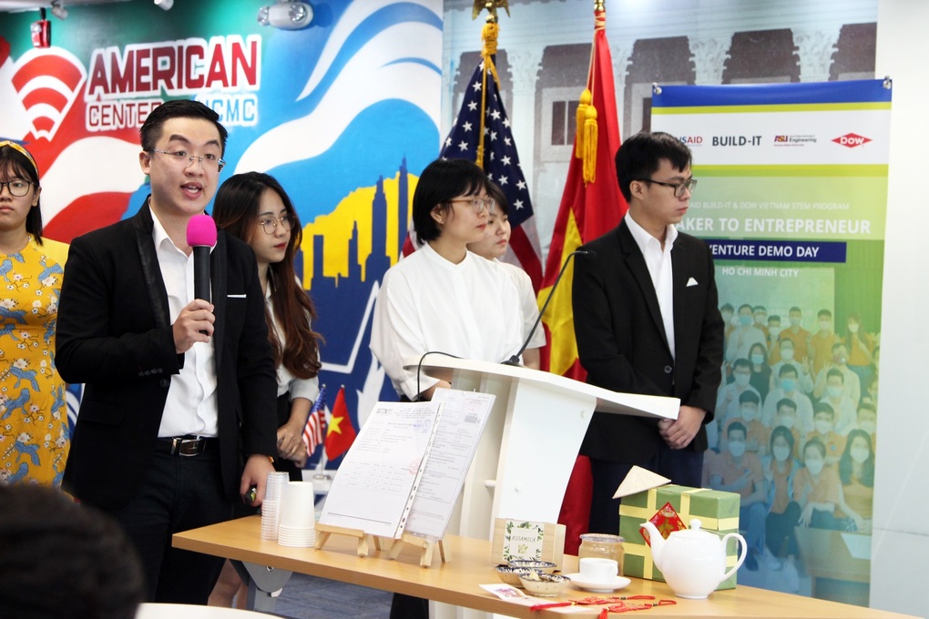 Trà giảm âu lo, tủ đồ thông minh và những dự án khởi nghiệp táo bạo của sinh viên - 2 Trà giảm âu lo, tủ đồ thông minh và những dự án khởi nghiệp táo bạo của sinh viên - 2