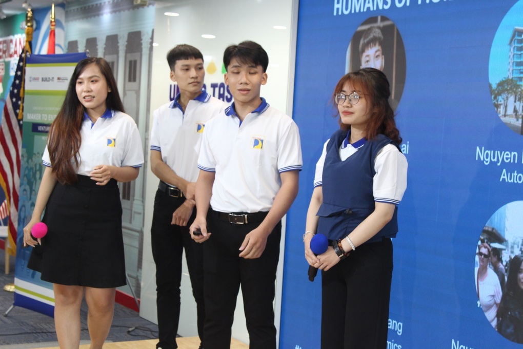 Trà giảm âu lo, tủ đồ thông minh và những dự án khởi nghiệp táo bạo của sinh viên - 4 Trà giảm âu lo, tủ đồ thông minh và những dự án khởi nghiệp táo bạo của sinh viên - 4