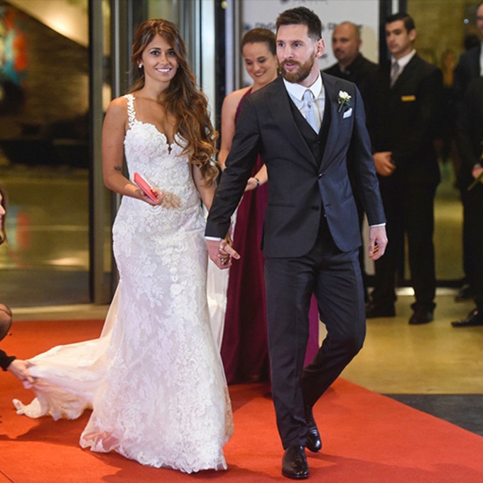 Phong cách thời trang nam tính và khối tài sản đáng nể của Lionel Messi - 10 Phong cách thời trang nam tính và khối tài sản đáng nể của Lionel Messi - 10