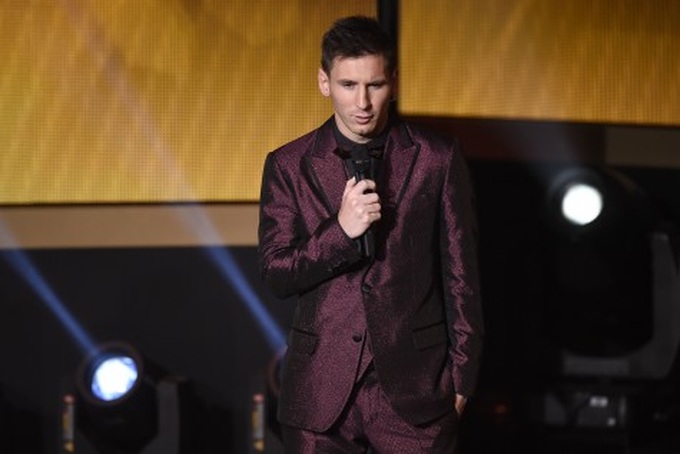 Phong cách thời trang nam tính và khối tài sản đáng nể của Lionel Messi - 8 Phong cách thời trang nam tính và khối tài sản đáng nể của Lionel Messi - 8