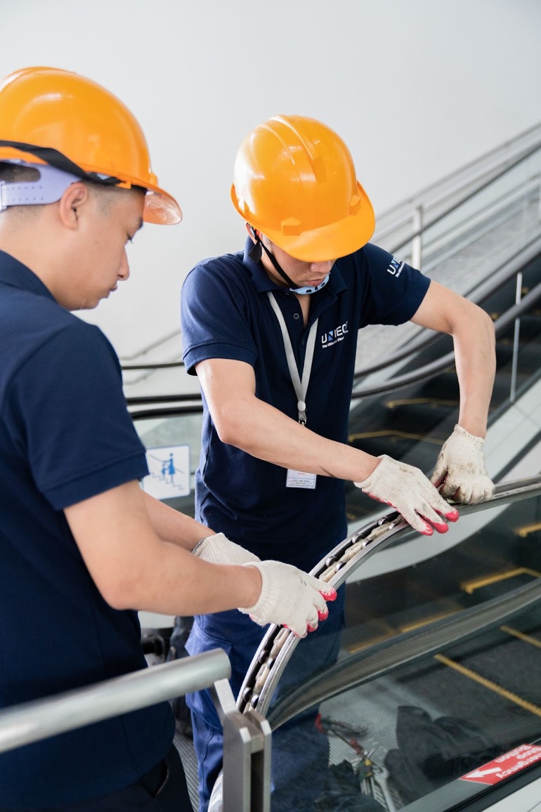Bước tiến mới trong thị trường cung cấp dịch vụ thang máy tại Việt Nam - 2 Bước tiến mới trong thị trường cung cấp dịch vụ thang máy tại Việt Nam - 2